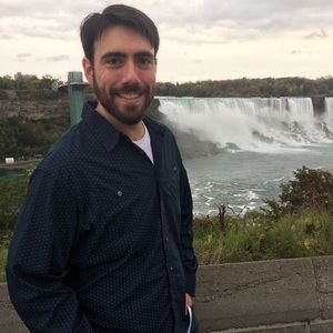 Meet your Posher, Alex